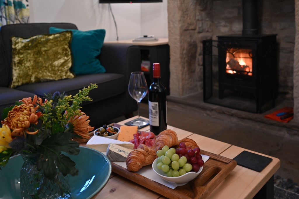 Dalesview Cottage lounge